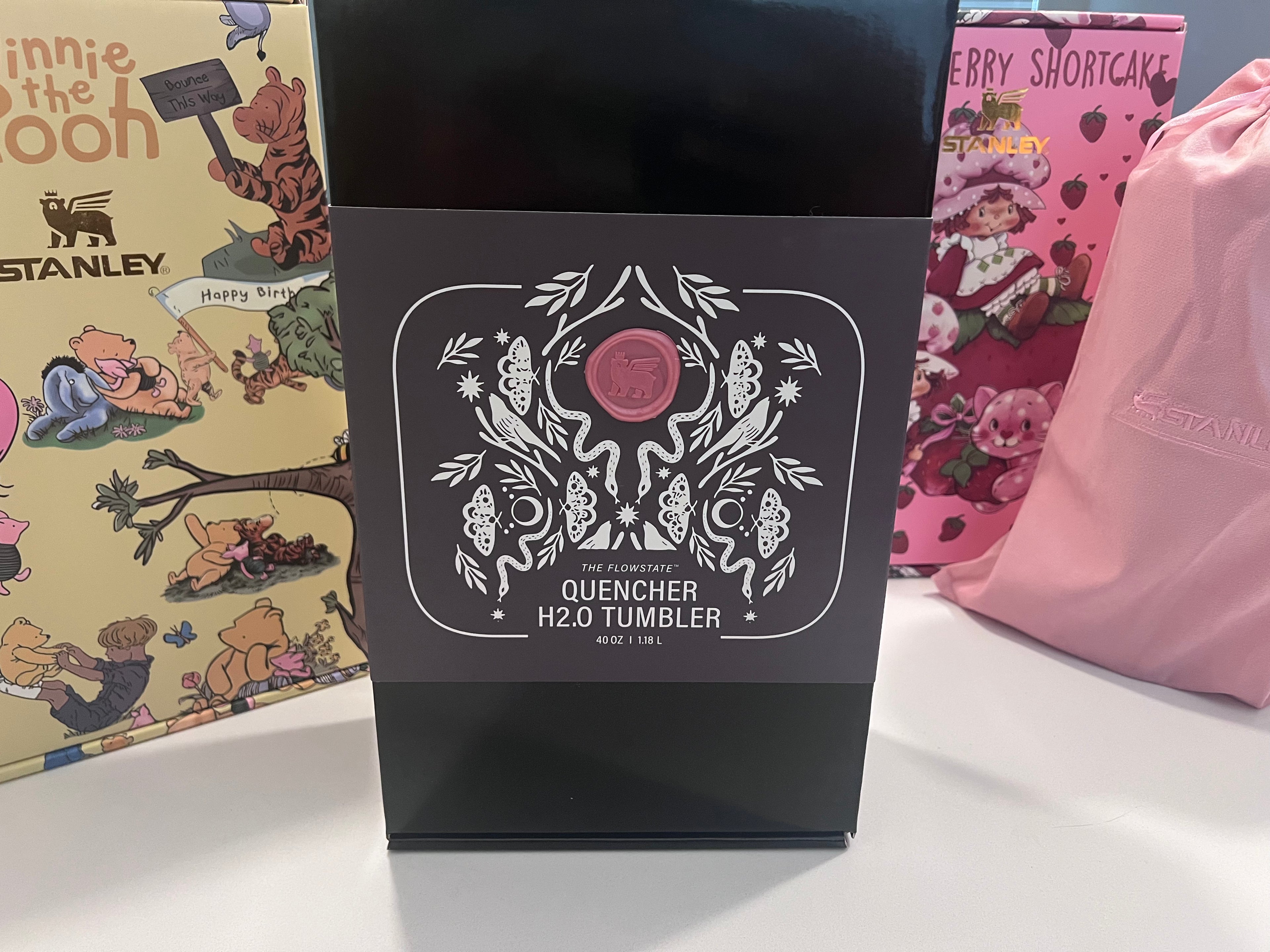 * * LIMITED EDITION * * Stanley x DEADLY DAMASK Halloween 40 oz Quencher H2.0 FlowState Tumbler – 100% Authentic (New In Box)